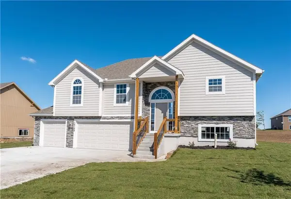 15612 Austin Court, Basehor, KS 66007
