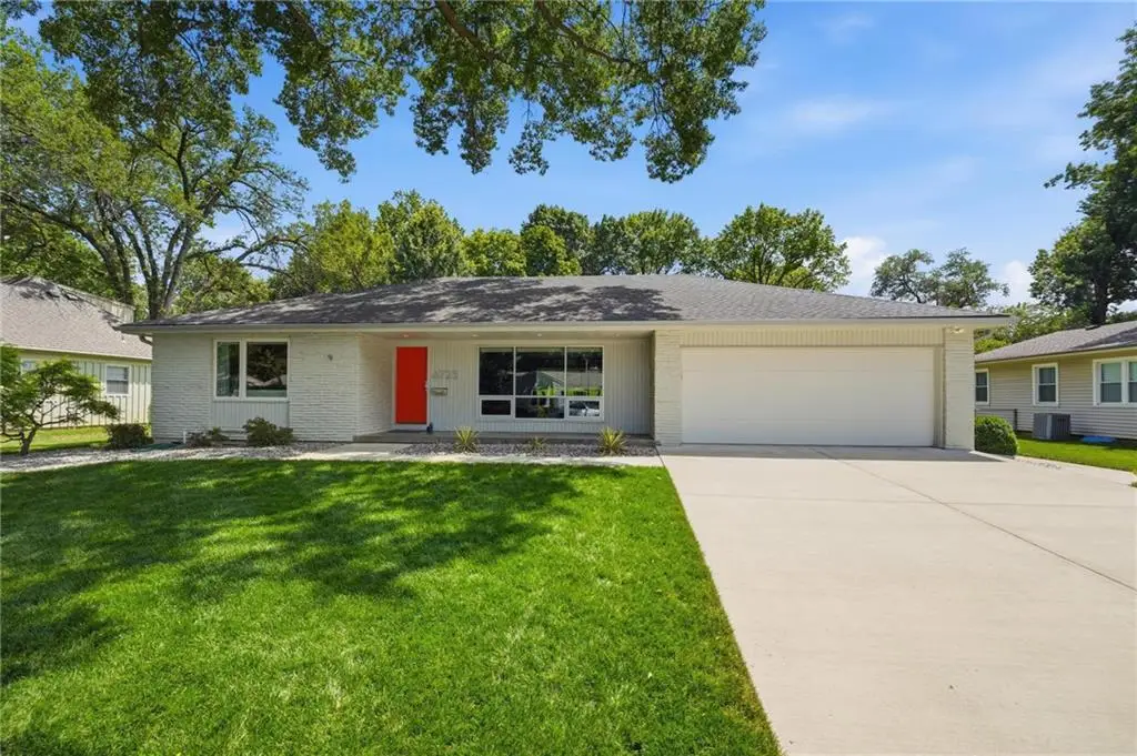 6723 W 66th Street, Overland Park, KS 66202 - #1