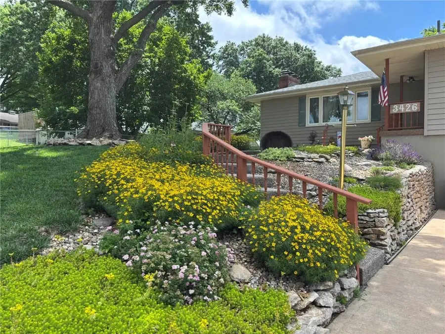 3426 Linda Lane, Saint Joseph, MO 64506 - #3