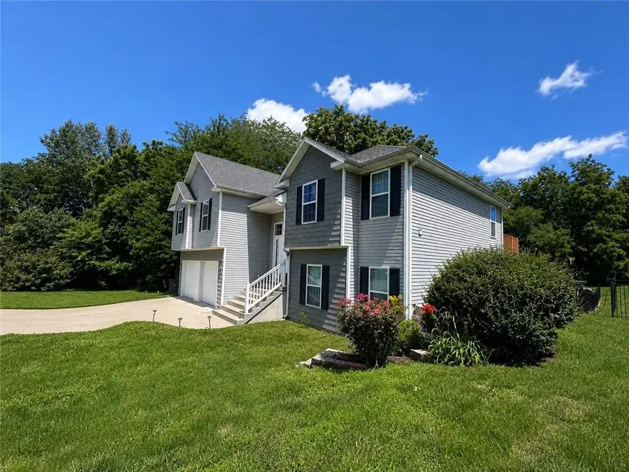 4707 Brookstone Drive, Saint Joseph, MO 64507 - #3