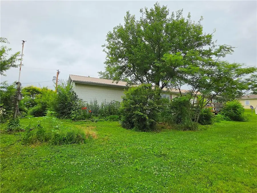 218 Warren Avenue, Garnett, KS 66032 - #3
