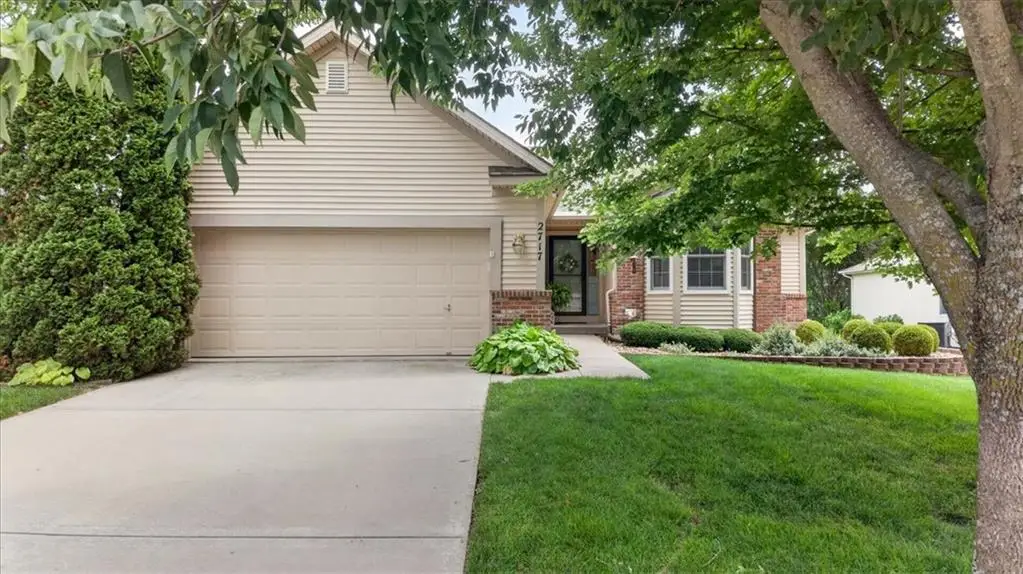 2717 S Woodbury Drive, Independence, MO 64055 - #1