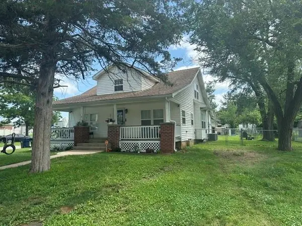 1120 N 12th Street, Independence, KS 67301