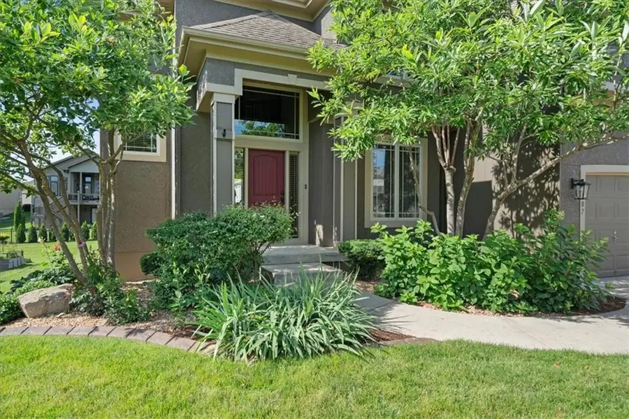 3107 W 155th Terrace, Overland Park, KS 66224 - #2