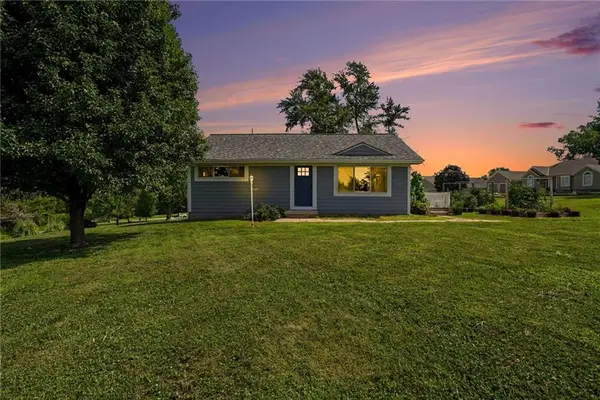 440 W Ruth Ewing Road, Liberty, MO 64068