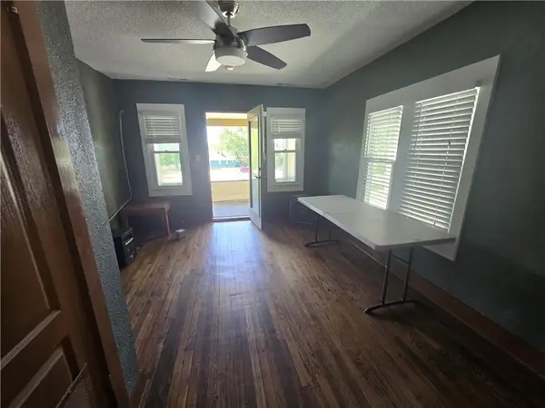 1118 E 45th Street #fl1 and fl2, Kansas City, MO 64110