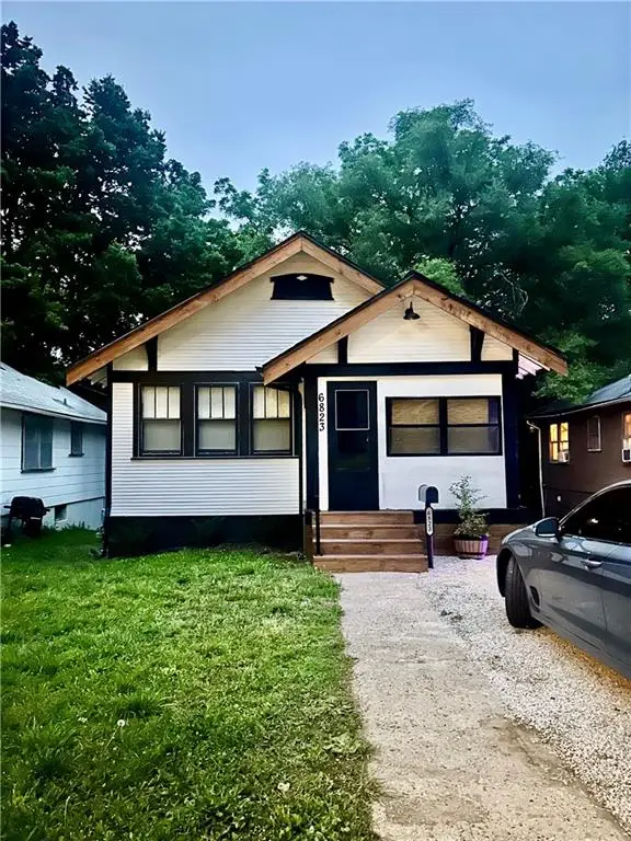6823 Agnes Avenue, Kansas City, MO 64132