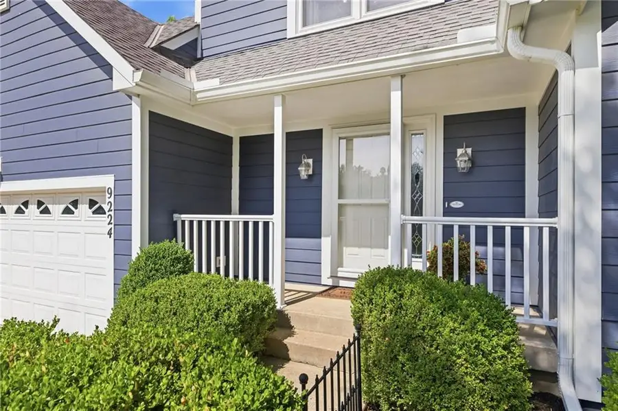 9224 Swarner Drive, Lenexa, KS 66219 - #3