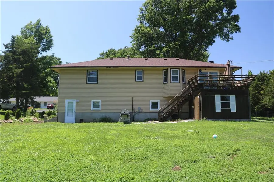 19350 Foster Street, Stilwell, KS 66085 - #2