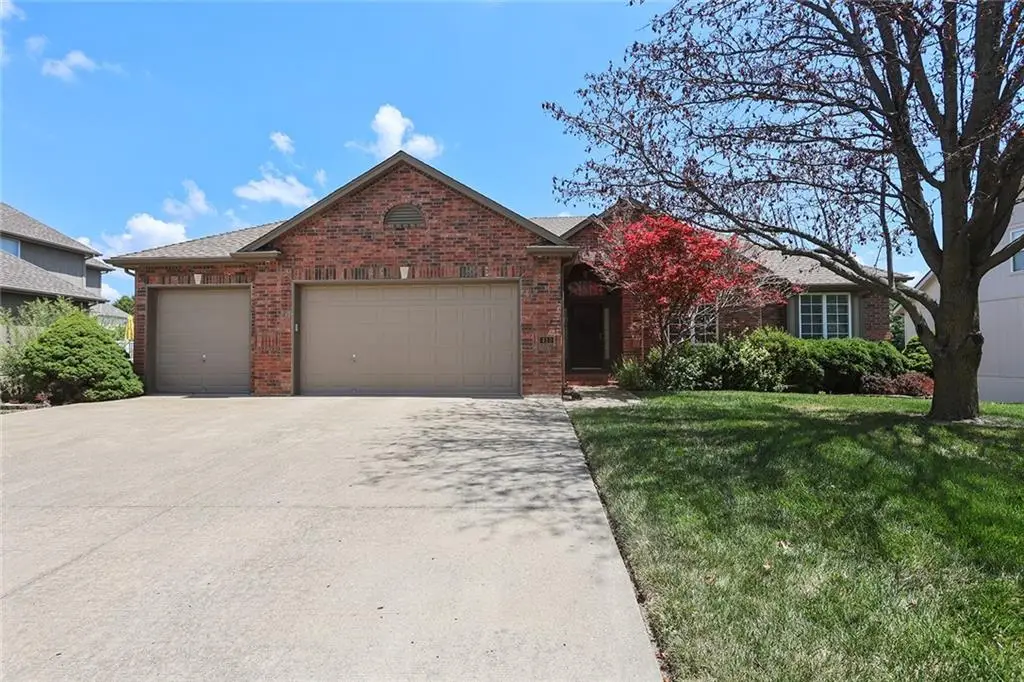 413 SE Stillwater Drive, Lees Summit, MO 64063 - #1
