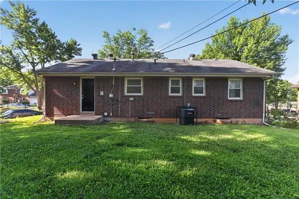 8608 E 58th Street, Kansas City, MO 64129