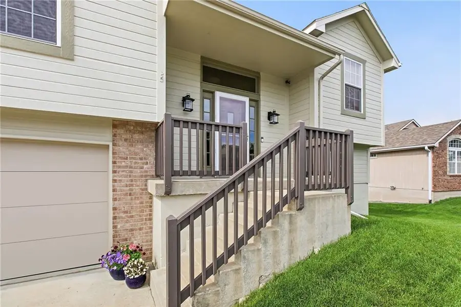 2513 NE Old Paint Road, Lees Summit, MO 64086 - #2