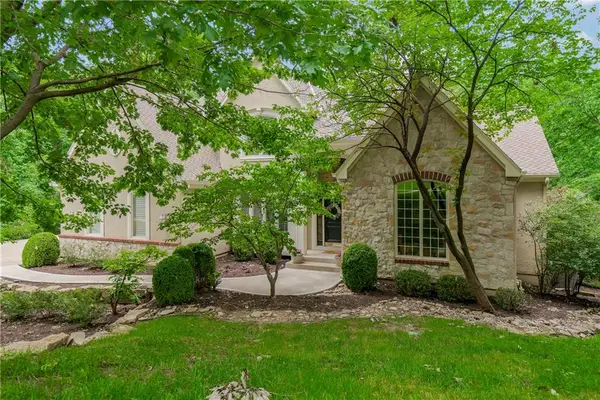 4522 N Mulberry Court, Kansas City, MO 64116