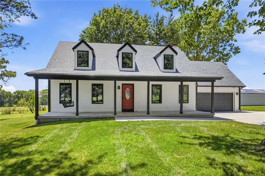 40107 E Lorenze Road, Lone Jack, MO 64070 - #1