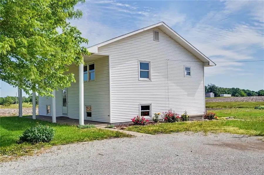 4419 Indiana Road, Ottawa, KS 66067 - #3