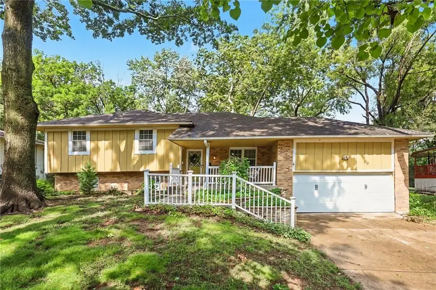 505 S Oscar Street, Olathe, KS 66061 - #2