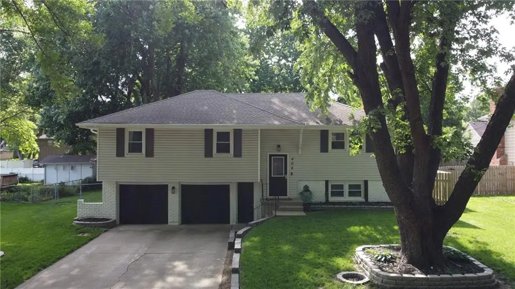 408 N Jefferson Street, Raymore, MO 64083 - #1