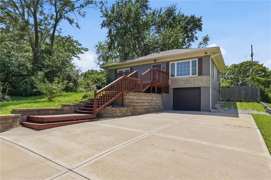 2118 S 47th Street, Kansas City, KS 66106 - #3