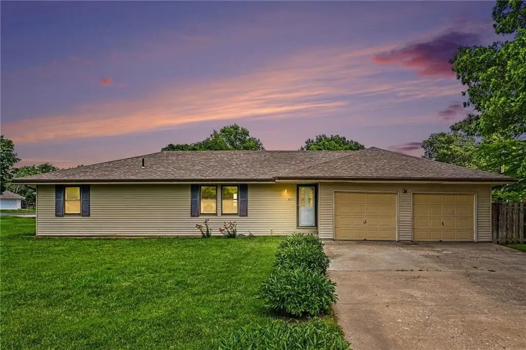 604 Short Street, Lathrop, MO 64465 - #1