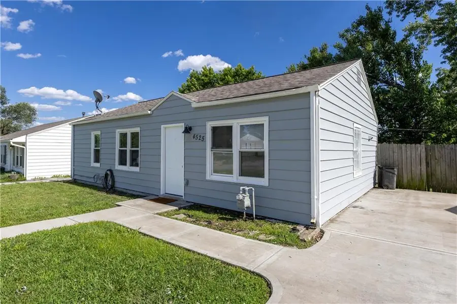 4525 Freeman Avenue, Kansas City, KS 66102 - #2
