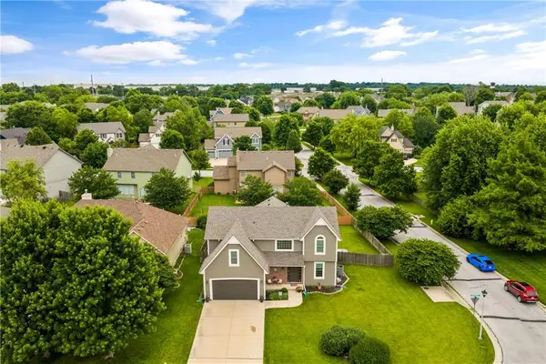 15337 S Greenwood Street, Olathe, KS 66062