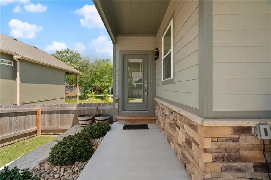8462 Peoria Street, De Soto, KS 66018 - #3