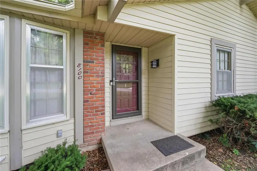 8100 Hauser Street, Lenexa, KS 66215 - #2