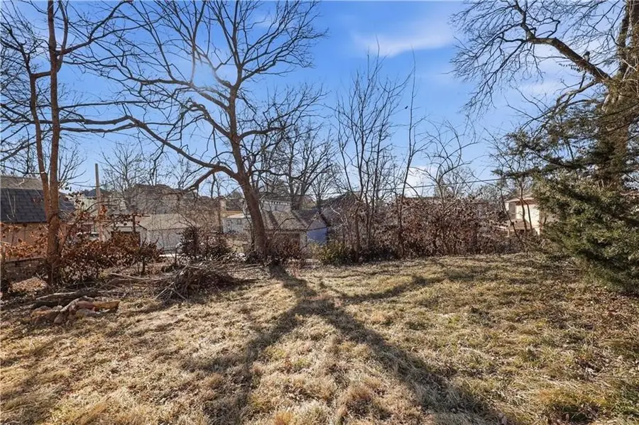 817 W White Oak Street, Independence, MO 64050 - #2