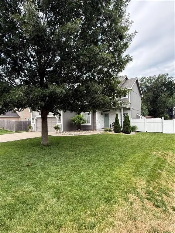 1432 S Pin Oak Circle, Ottawa, KS 66067 - #2