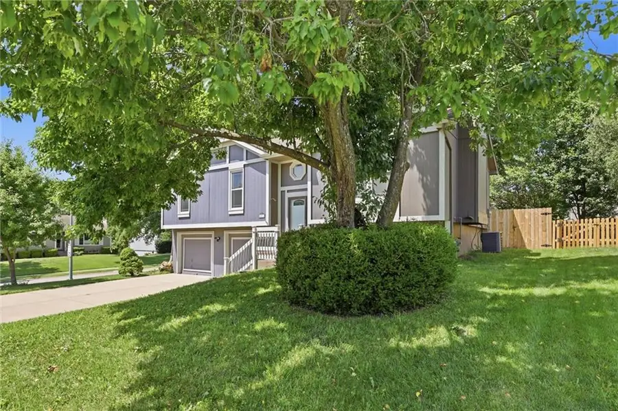 10216 N Main Street, Kansas City, MO 64155 - #2