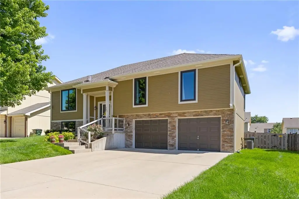 751 Park Avenue, Leavenworth, KS 66048 - #1