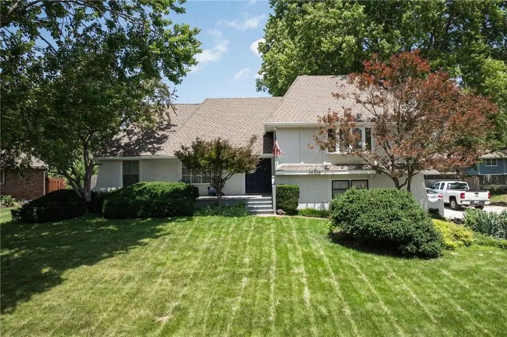 16516 E George Franklyn Drive, Independence, MO 64055 - #1