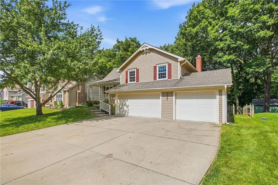 1310 Amesbury Avenue, Liberty, MO 64068 - #2