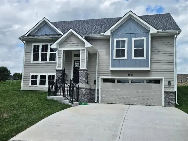 1723 N 92nd Terrace, Kansas City, KS 66112