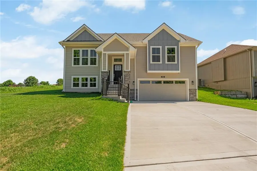 1723 N 92nd Terrace, Kansas City, KS 66112 - #2