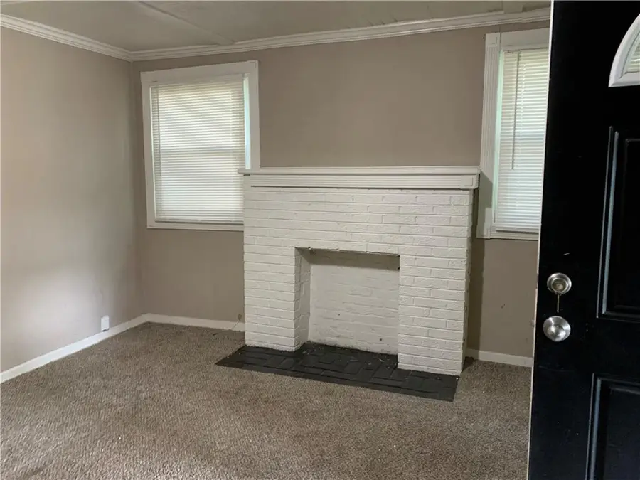 530 S Willow Avenue, Independence, MO 64053 - #3