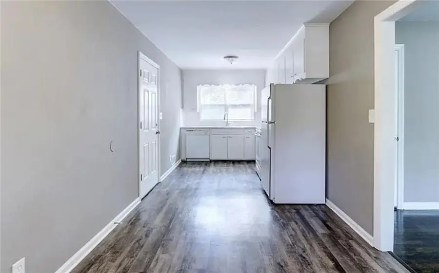 10109 Hillcrest Road, Kansas City, MO 64134 - #3