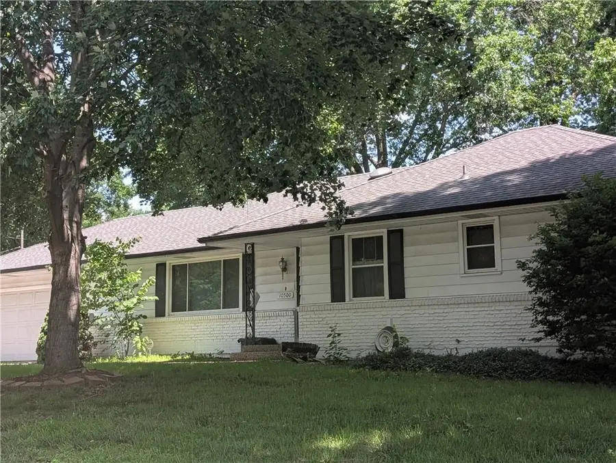 10500 E 79th Terrace, Raytown, MO 64138 - #2