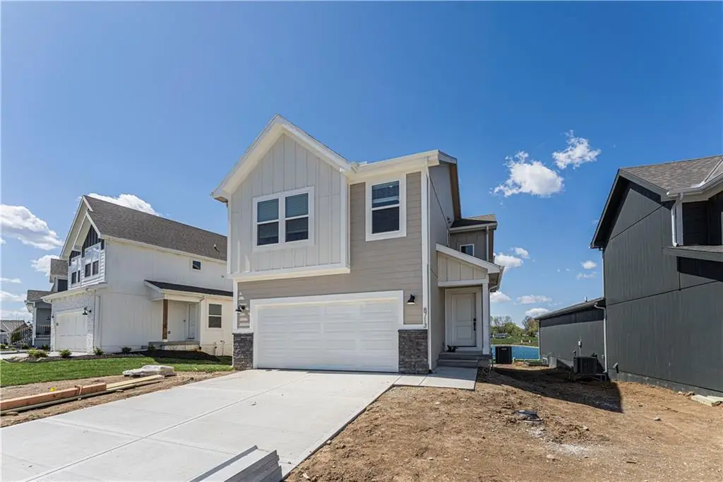 8806 SW 10th Street, Blue Springs, MO 64064 - #1