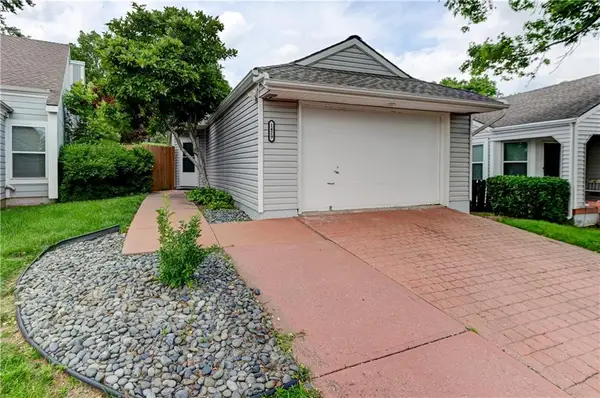 1429 Birdseye Court, Blue Springs, MO 64015