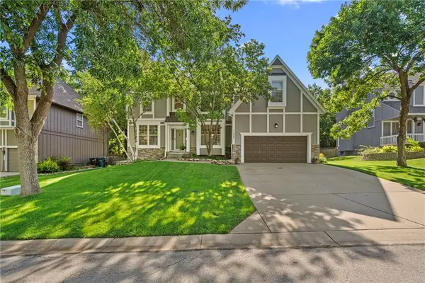11573 S Brentwood Street, Olathe, KS 66061