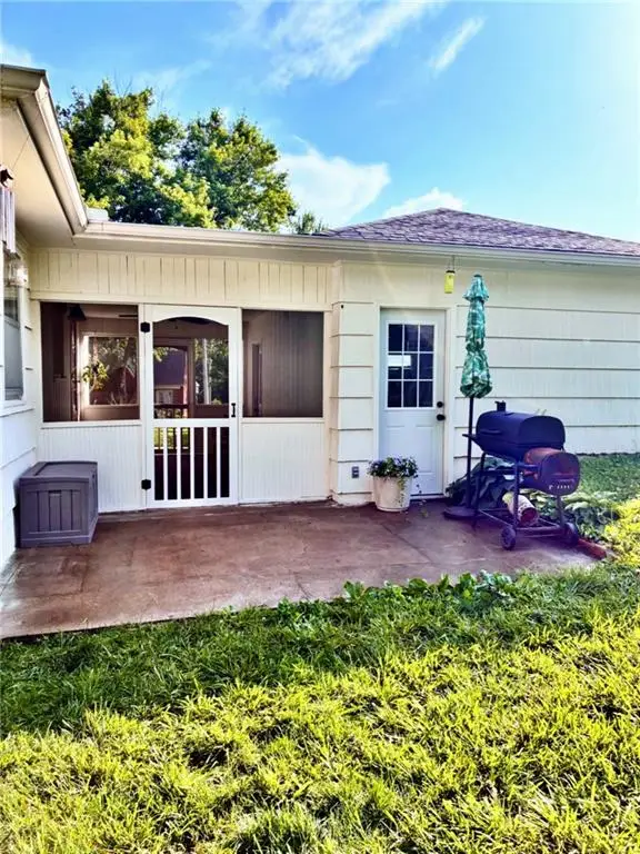 907 Ashland Court, Saint Joseph, MO 64506 - #3