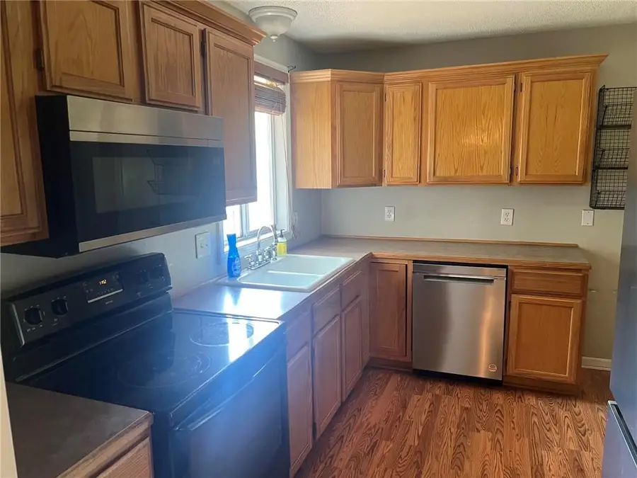 9307 Oakland Avenue, Kansas City, MO 64138 - #2