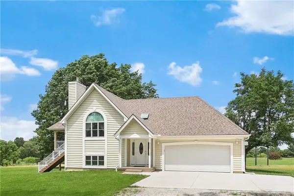 25408 E Orient Cemetery Road, Harrisonville, MO 64701