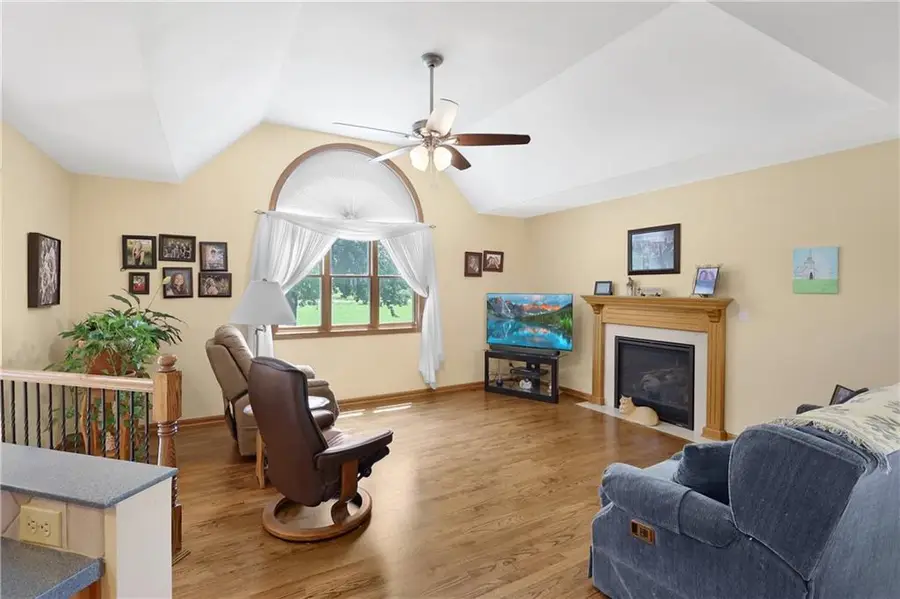 25408 E Orient Cemetery Road, Harrisonville, MO 64701 - #3