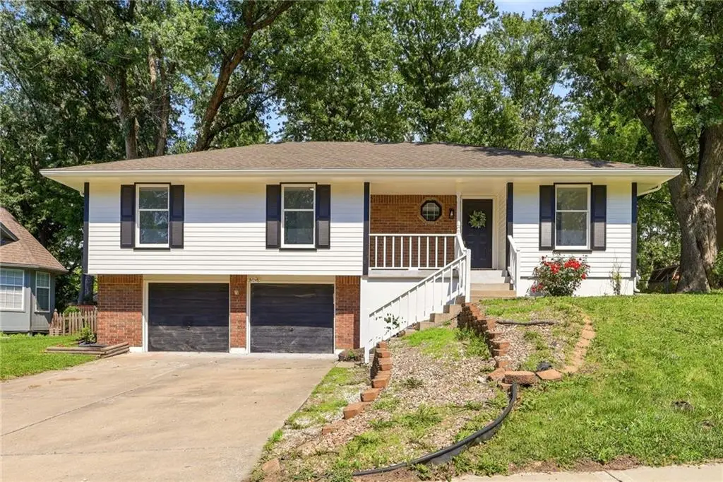2424 NW Leann Drive, Blue Springs, MO 64014 - #1