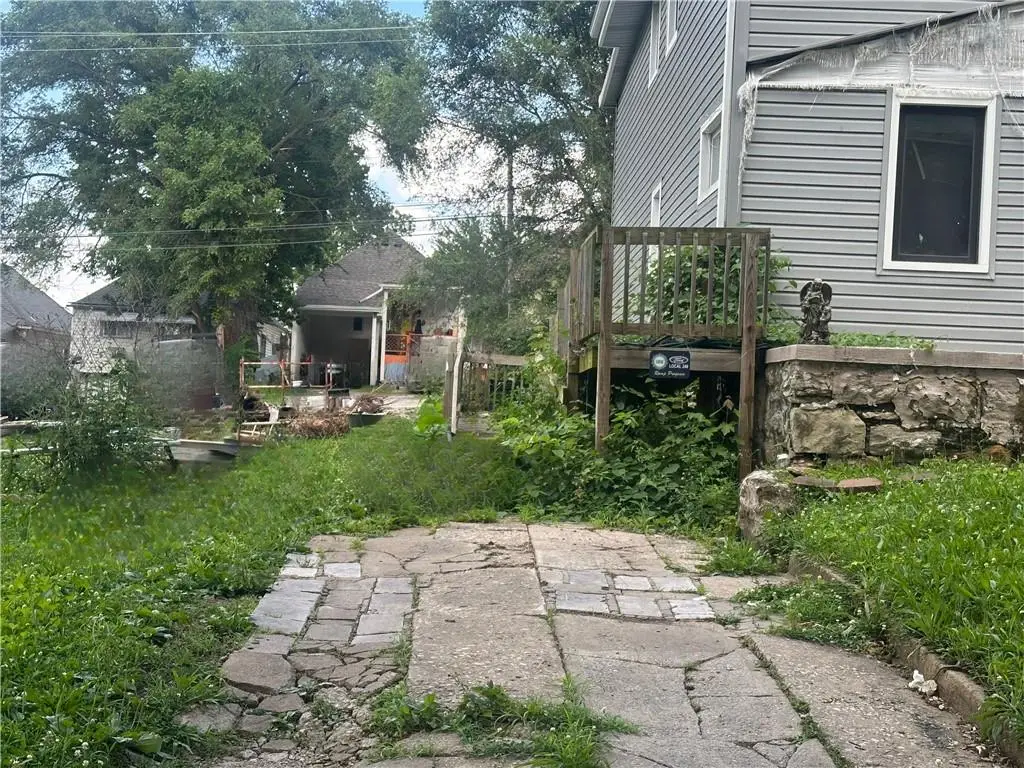 33 N 14th Street, Kansas City, KS 66102 - #1