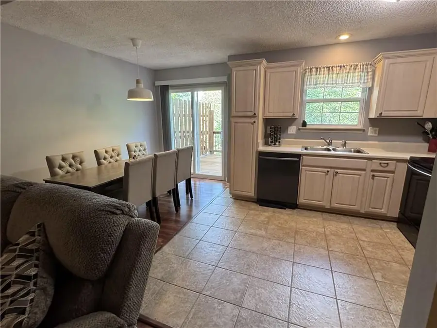 3529 NE Austin Drive, Lees Summit, MO 64064 - #3
