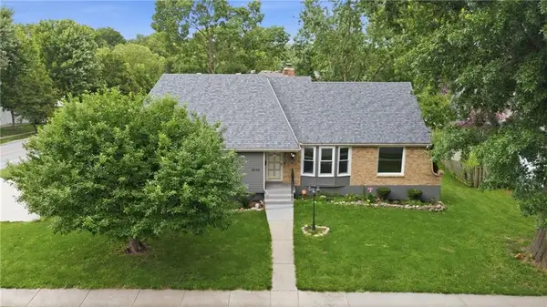 3800 NE Shady Lane Drive, Gladstone, MO 64119