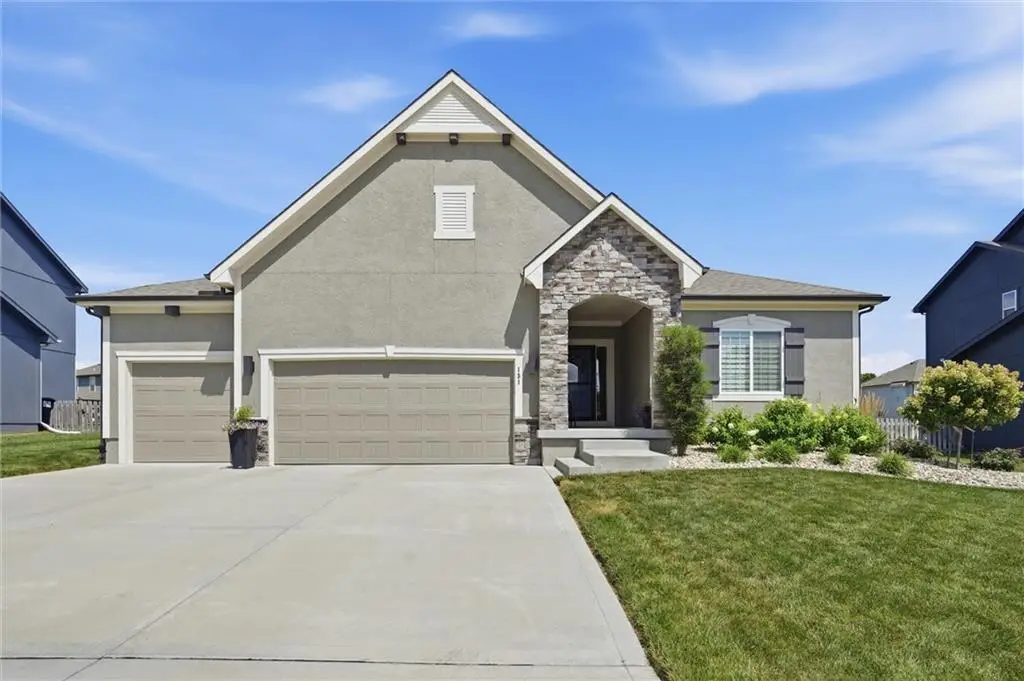 131 SE Briar Valley Lane, Blue Springs, MO 64064 - #1
